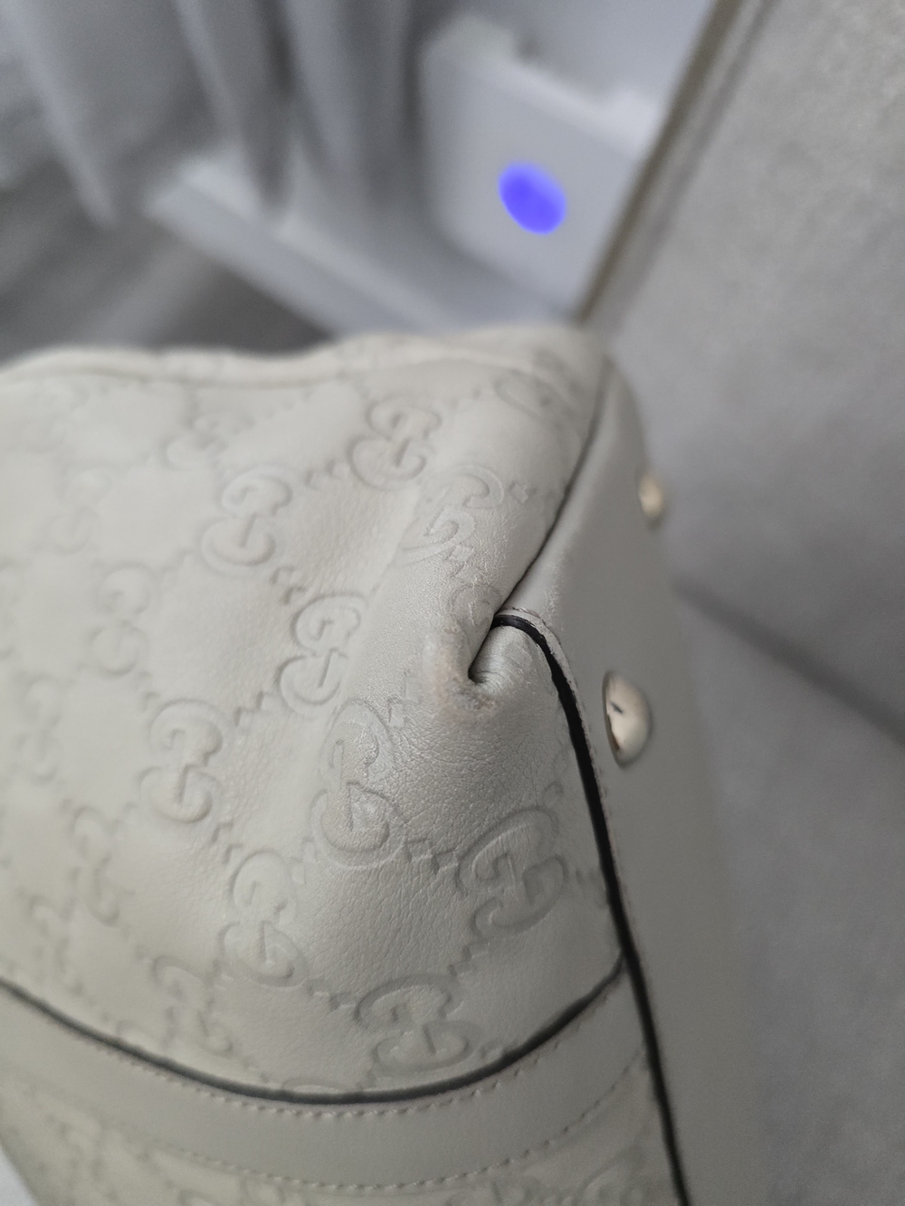 100% Authentic Gucci Cream Guccissima Leather Abbey D-Ring Tote - Picture 12 of 16